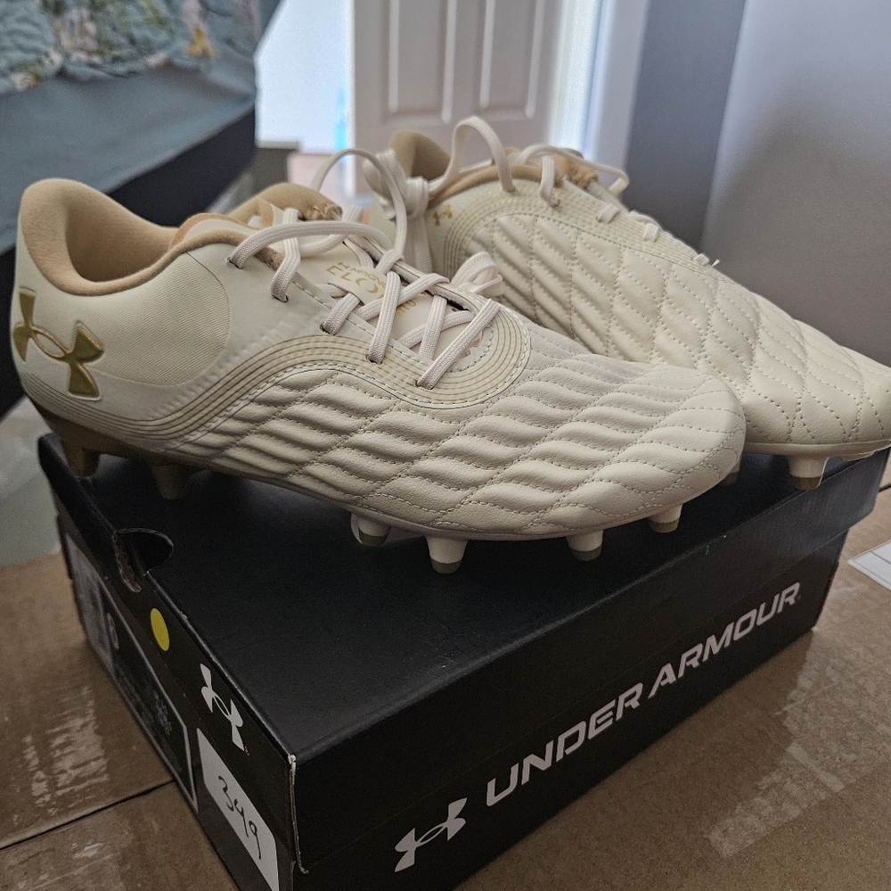 Under Armour Off-White Soccer Cleats